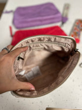 Load image into Gallery viewer, Joy Susan Crossbody/Wristlet Bag
