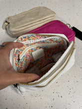 Load image into Gallery viewer, Joy Susan Belt Bag
